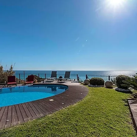 Sleeps 10 Pool Air Con Wifi Вилла