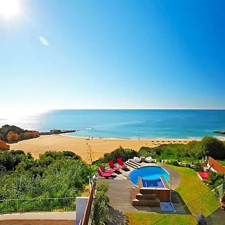 Sleeps 10 Pool Air Con Wifi